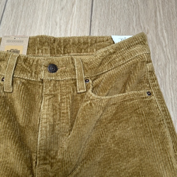 NWT Levi’s 721 High Rise Skinny Corduroy Pants - Picture 3 of 8